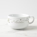 Mug À Soupe Boug de soupe en porcelaine "Love a Latke"<br><div class="desc">Bouge à soupe de porcelaine "Live Love Laugh a Latke"/Glittery Personnalisez en supprimant et en remplaçant le texte "like Mommy" par votre propre message. Choisissez votre style de police, votre taille et votre couleur préférés. Profite ! ! ! Merci de vous être arrêté et de faire du shopping. Très apprécié...</div>