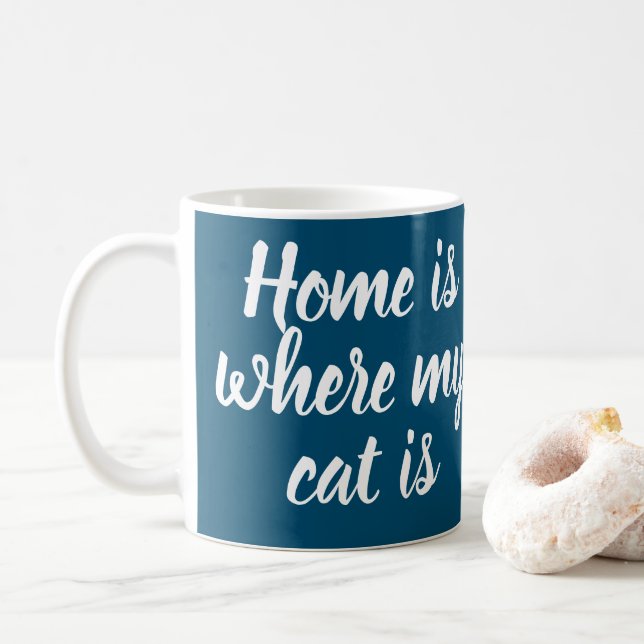 Mug Accueil Où Mon Chat Est Blanc Script Marine (Avec donut)