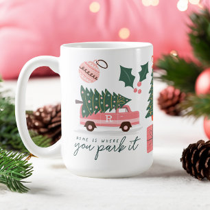 Mug Accueil Où Vous Le Garez Pink Van Christmas Tree