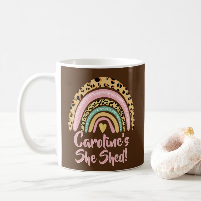 Mug Add Name She Shed Leopard Print Pink Rainbow Heart (Avec donut)