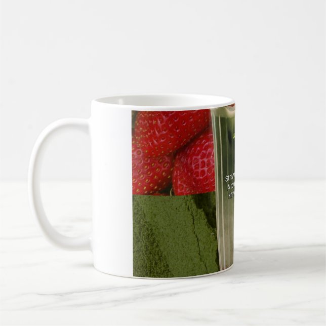 Mug Affiche de Latte Matcha Fraise – Boisson tendance  (Gauche)