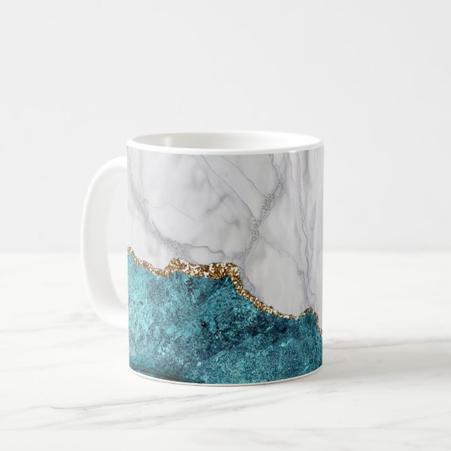 Mug Agate noire dorée sur marbre blanc (Devant gauche)