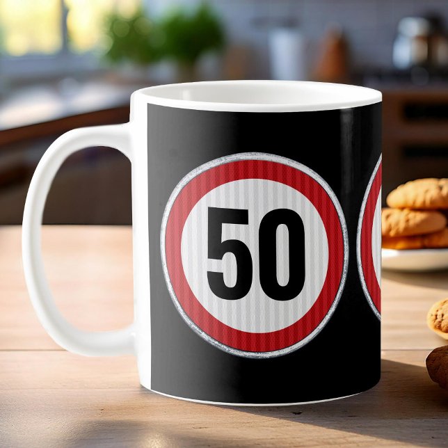 Mug ÂGE PERSONNALISÉ anniversaire avec panneau de sign (Créateur téléchargé)