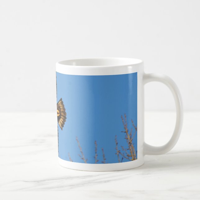 Mug Aigle à tête blanche qui s'envole au-dessus des ar (Droite)