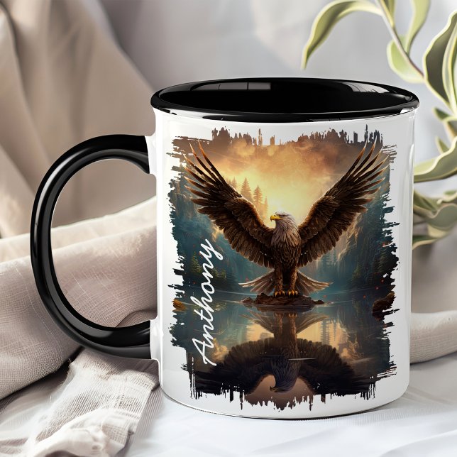 Mug Aigle s'élevant au-dessus du reflet du lac (Créateur téléchargé)