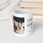 Mug Aimez-vous grand-père | Texte manuscrit de deux ph<br><div class="desc">Cette tasse simple et élégante dit "Aimez-vous grand-père" en texte noir tendance,  écrit à la main,  avec un coeur assorti et une tache pour votre nom. Il y a également de la place pour montrer deux de vos photos personnelles préférées pour un cadeau que votre grand-père aimera.</div>