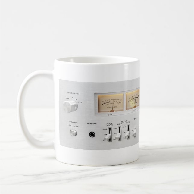 Mug Akai AM-2600 (Gauche)
