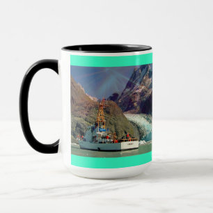 Mug Alaskan Mountain View avec bateau