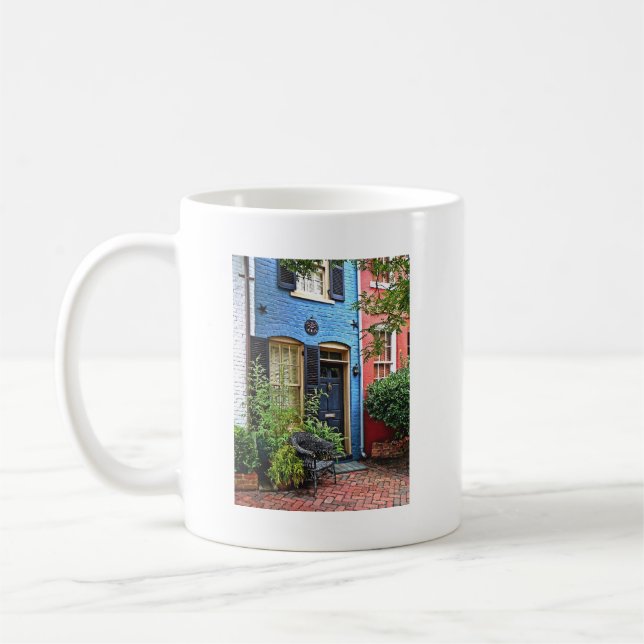 Mug Alexandrie VA -  Bâtiment avec une plaque d'assura (Gauche)