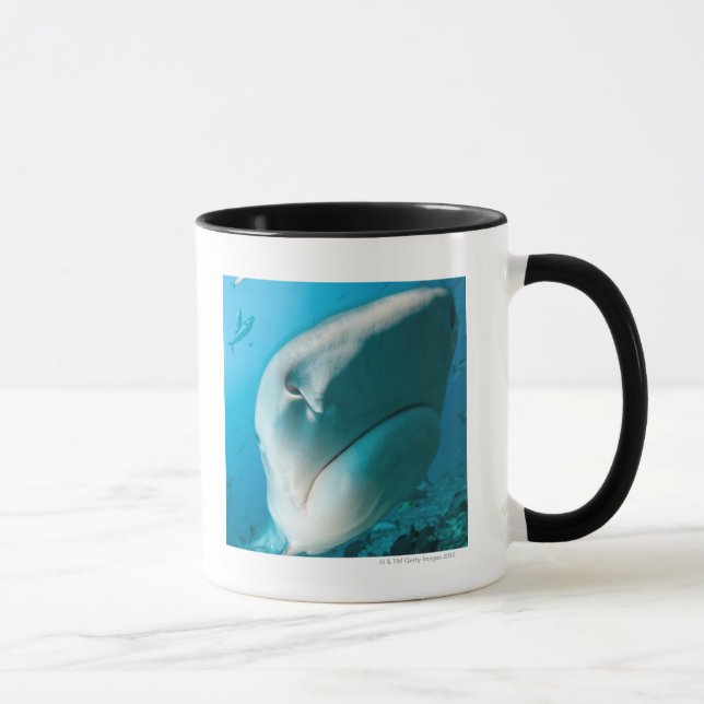 Mug Alimentation de requin de requin de tigre (Droite)