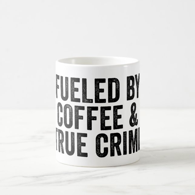 Mug Alimenté Par Le Café Et La Véritable Criminalité (Centre)