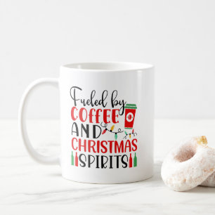Mug Alimenté par le café et les spiritueux de Noël