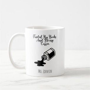 Mug Alimenté par les livres et la forte caféine, vie d