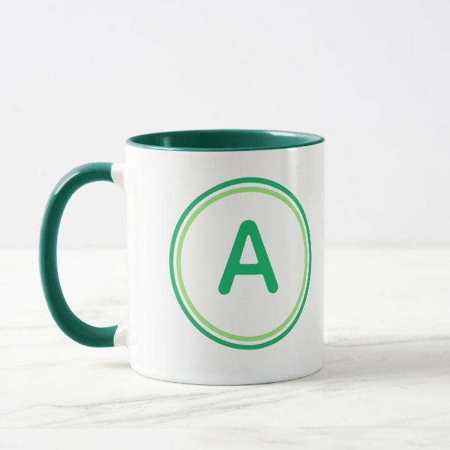 Mug Alphabet de lettres rondes, design de cercle vert (Gauche)