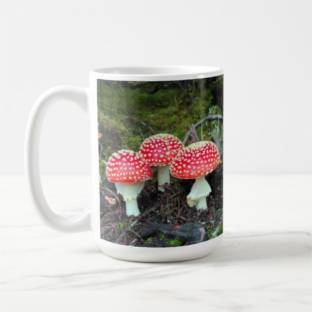 Mug Amanita Muscaria Cluster - 15 oz.Mug (Gauche)