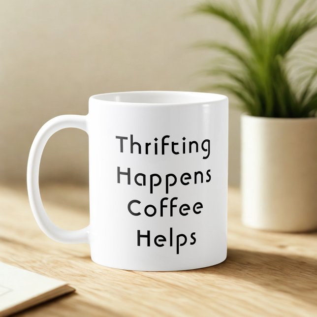 Mug Amateur de friperie et de caféine drôle  (Créateur téléchargé)