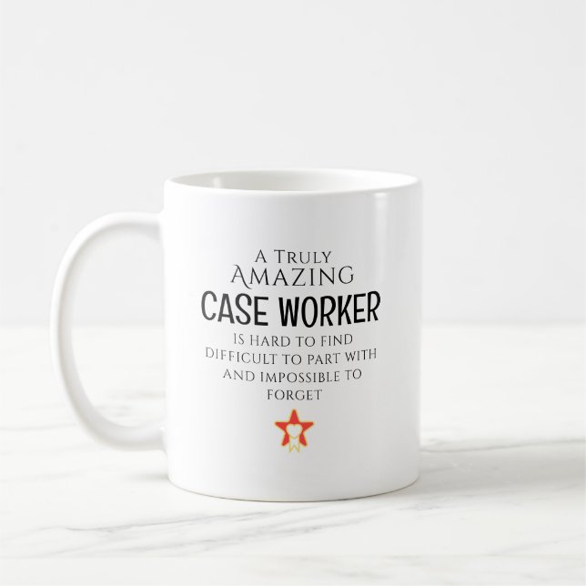 Mug Amazing Case Worker Hard To Find Personalized Gift (Gauche)