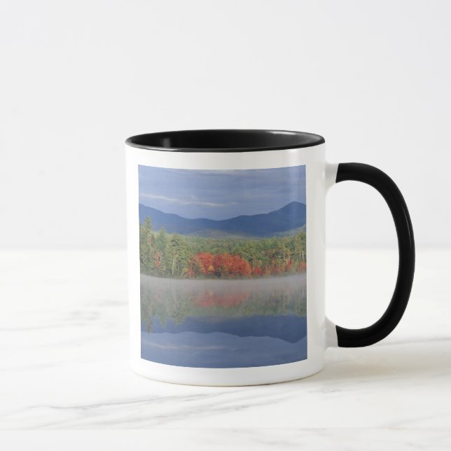 Mug Amérique du Nord, États-Unis, NH, Les réflexions d (Droite)