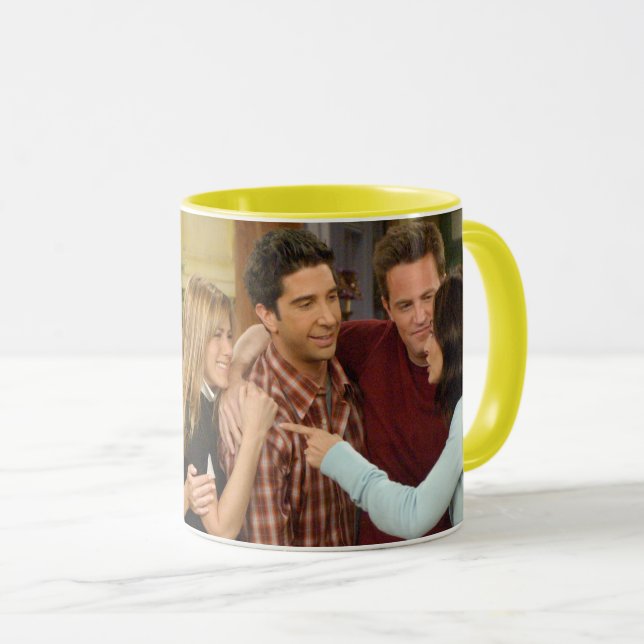 Mug AMIS™ | Cast Thanksgiving Group Hug (Devant droit)
