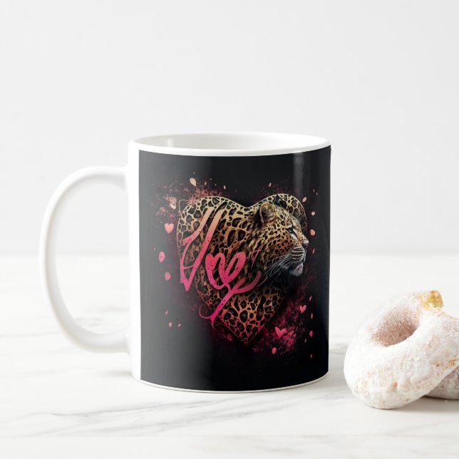 Mug Amour graffiti art cœur léopard                    (Avec donut)