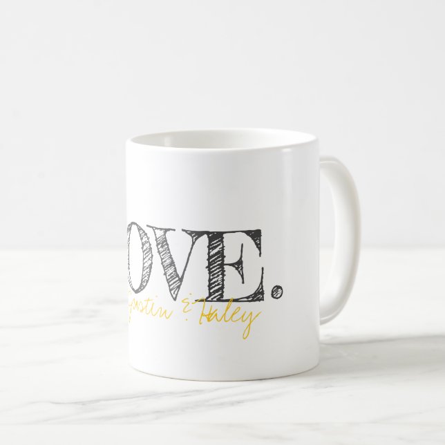 Mug AMOUR. Typographie Noms Moderne Couple Enfants Ani (Devant droit)