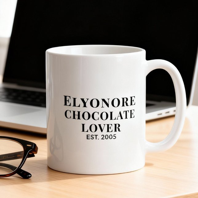Mug Amoureux de chocolat Noir Script Nom Personnalisé  (Créateur téléchargé)