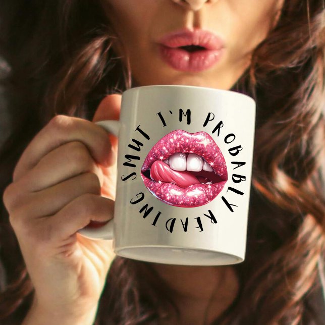 Mug Amoureux du livre drôle Je lis probablement Smut (Créateur téléchargé)