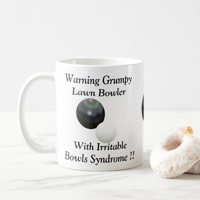 Mug Amusante pelouse grumpy Bowler, (Avec donut)