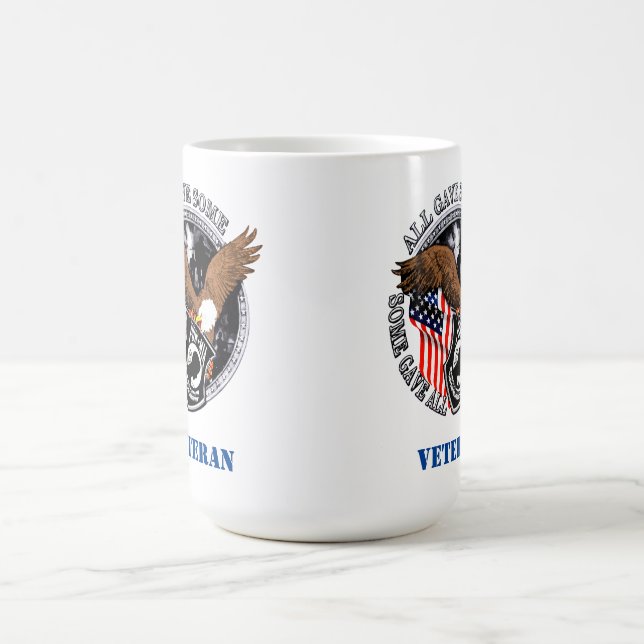 Mug Ancien combattant de l'aigle Patriotique POW-MIA (Centre)