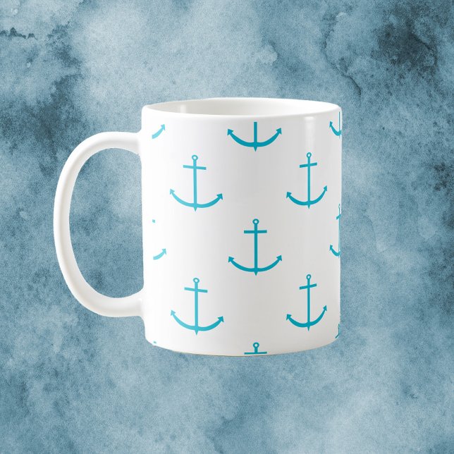 Mug Ancre Motif bleu turquoise (A mug with a pattern of turquoise anchors.)