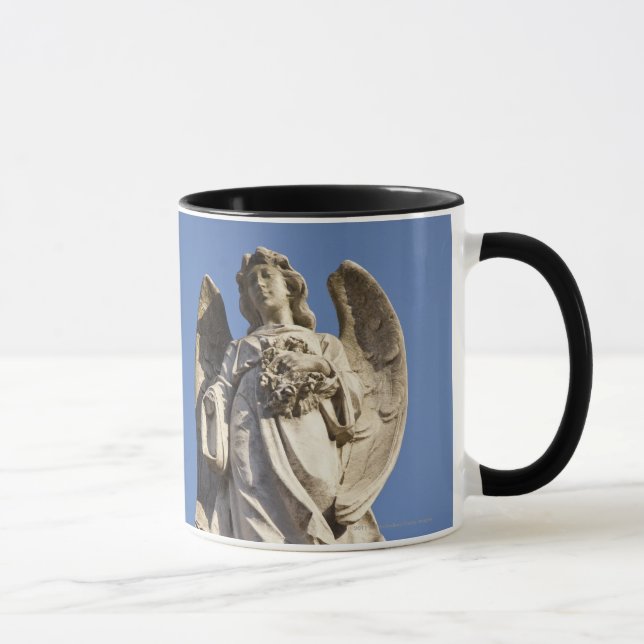 Mug Ange en pierre regardant en bas de la statue à (Droite)