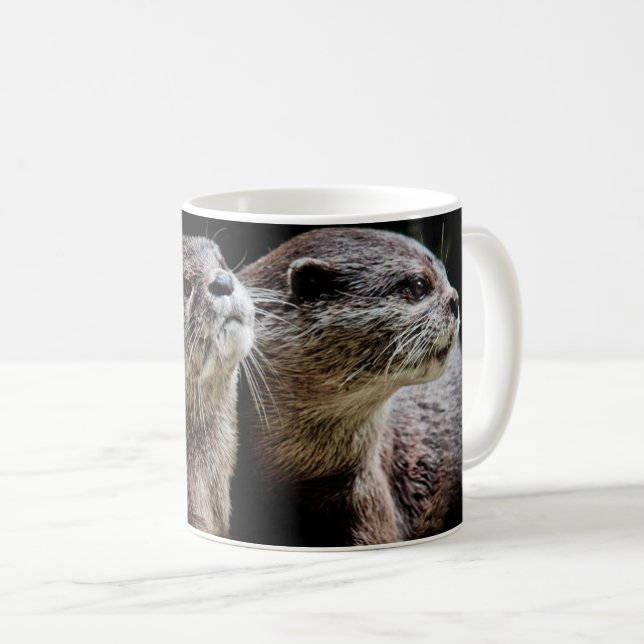 Mug Animaux de bébés cutest | Otters tenant les mains (Devant droit)