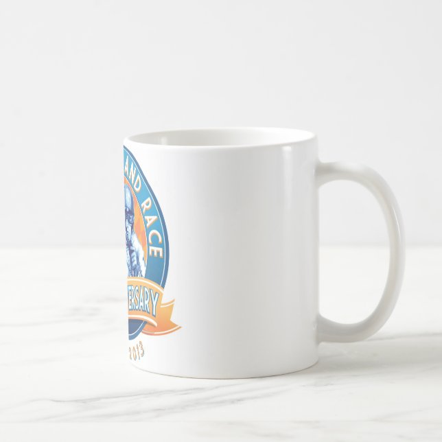 Mug Anniversaire d'épreuves sur route de couronne (Droite)