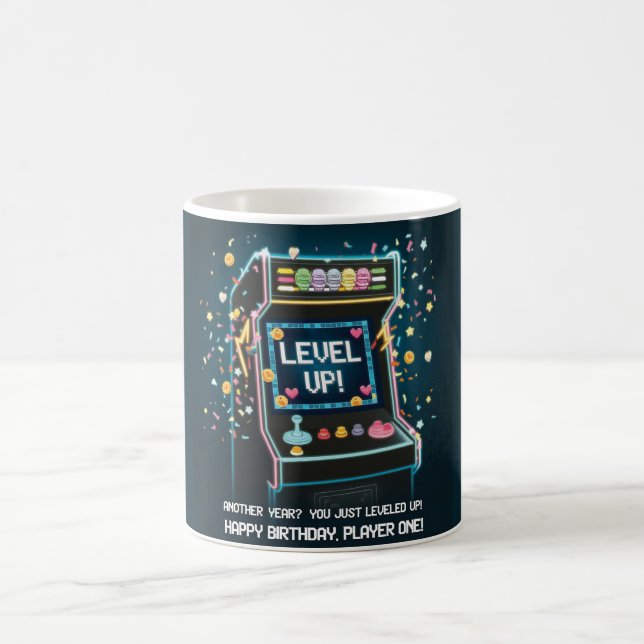 Mug Anniversaire sur le thème de l'arcade rétro - "Lev (Centre)