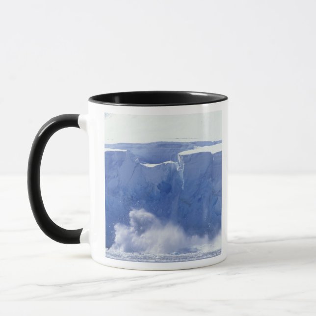 Mug Antarctique, baie du Paradis, Formes de vagues mas (Gauche)