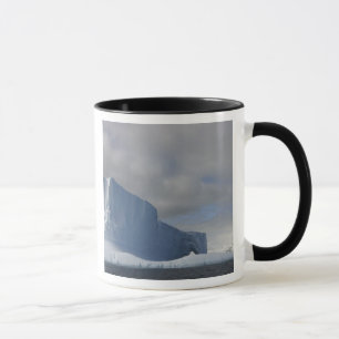 Mug Antarctique, détroit de Bransfield, soleil de l'ap