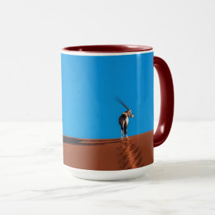 Mug Antilope d'oryx au désert de Namib
