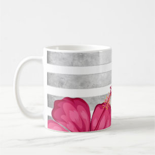 Mug Aquarelle Fleur rose dans une bande noire et blanc