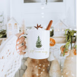 Mug Aquarelle personnalisée Arbre de Noël cacao chaud<br><div class="desc">Il s'agit d'un modèle de chaise de vacances moderne minimaliste avec une belle aquarelle à feuillage persistant arbre et une police de calligraphie élégante. La couleur de l'arbre de Noël n'est pas modifiable, et le libellé de la police de calligraphie or n'est pas modifiable (mais la couleur peut être changée...</div>