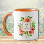 Mug Aquarelle tendance Vivre Corail Roses Monogramme<br><div class="desc">Cette belle tasse présente une belle pêche à l'aquarelle aux roses de corail, feuilles et bourgeons vivants. Un cadre blanc carré avec un carré corallien vivant intérieur au centre des fleurs. Aussi disponible en d'autres tailles et styles. MODIFIEZ LA COULEUR du carré de corail, la police de texte verte et...</div>