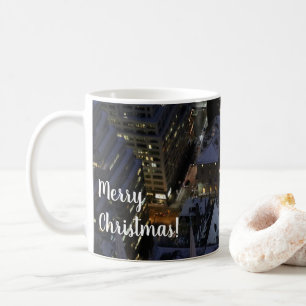 Mug Arbre de Noël caché à Manhattan la nuit