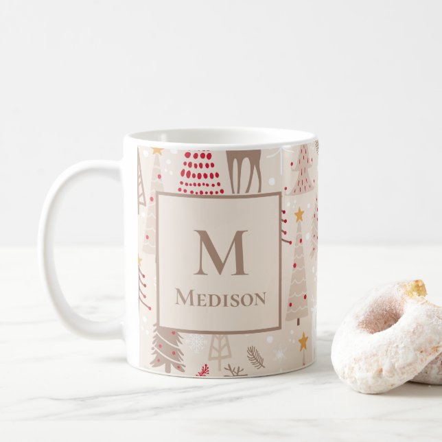 Mug Arbres de Noël Boho avec Monogramme et nom (Avec donut)