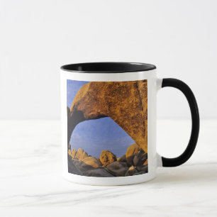 Mug Arch Rock au parc national Joshua Tree à