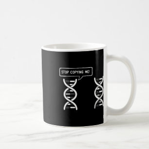 Mug Arrête de me copier Drôle de jeu de mots scientifi