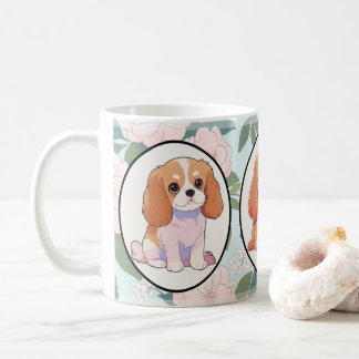 Mug Arrière - plan de fleurs classiques Cavalier King