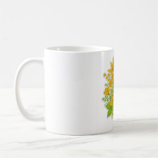 Mug art de conception de fleurs de couleur jaune
