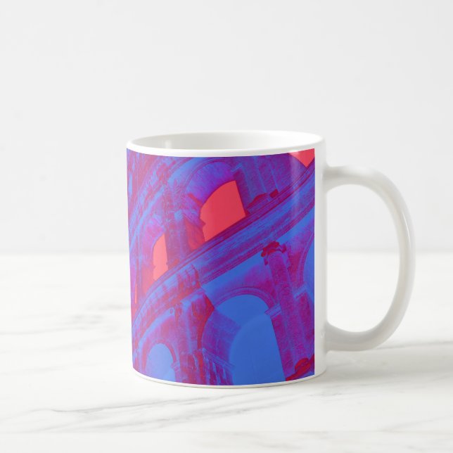 Mug Art numérique rouge, bleu du Colisée et statue (Droite)