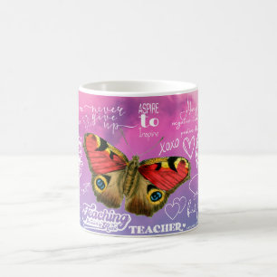 Mug aspirer à inspirer enseigner est une œuvre de cœur