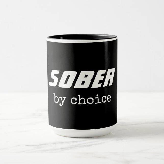 Mug Assagissez par choix, typographie de sobriété de (Centre)