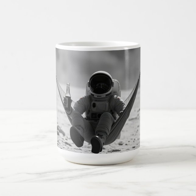 Mug Astronaute sur la lune avec de la bière (Centre)